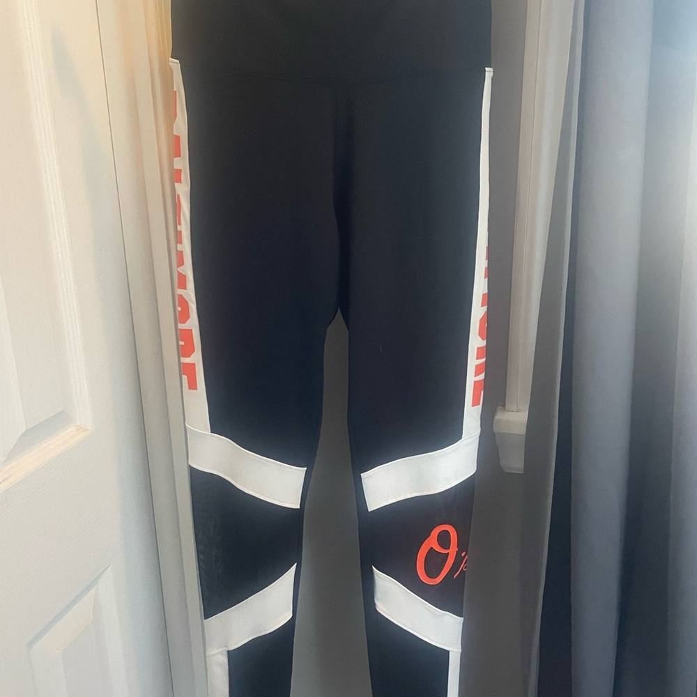 Baltimore Orioles PINK Victorias Secre Black Athletic Leggings with Orange Logos - Picture 2 of 6